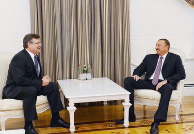 Ильхам Алиев принял генерального секретаря ОЧЭС