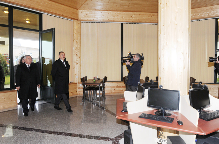 Президент Азербайджана принял участие в открытии в Горадизе парка Гейдара Алиева - ФОТО