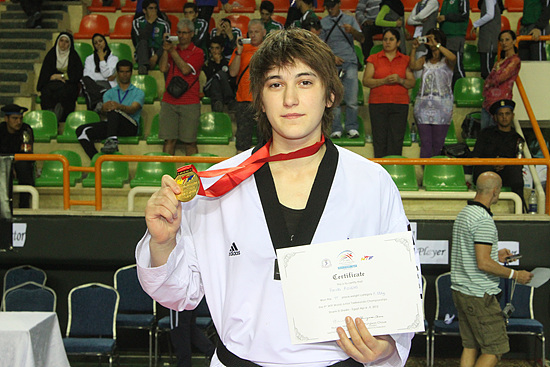 Участница Олимпийских игр стала чемпионкой Азербайджана по таэквондо