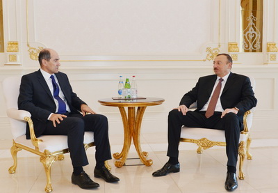 Ильхам Алиев провел встречу с премьер-министром Словении - ФОТО