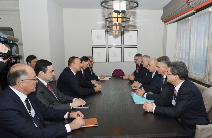 Ильхам Алиев провел встречу с президентом Швейцарии - ФОТО