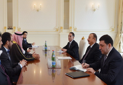 Ильхам Алиев принял заместителя премьер-министра Кувейта - ФОТО