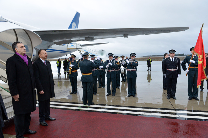 Состоялась церемония официального приветствия Ильхама Алиева в Черногории - ФОТО