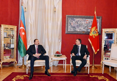 Состоялась встреча президентов Азербайджана и Монтенегро один на один - ФОТО