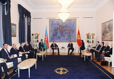 Состоялась встреча президентов Азербайджана и Монтенегро в расширенном составе - ФОТО