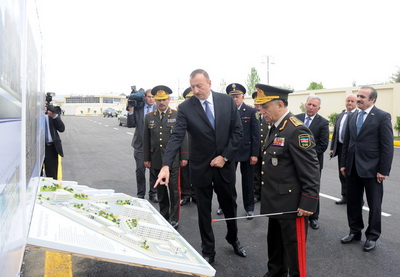 Ильхам Алиев ознакомился с реконструированной Н-ской воинской частью Внутренних войск - ФОТО