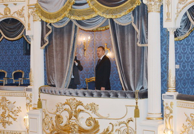 Ильхам Алиев принял участие в открытии Азербайджанского государственного музыкального театра - ФОТО