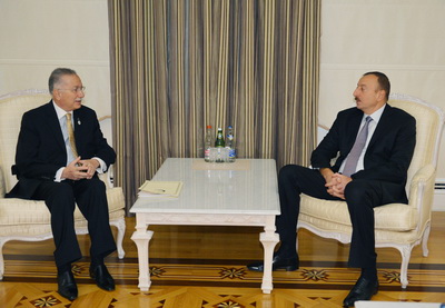 Ильхам Алиев принял главу Организации исламского сотрудничества - ФОТО