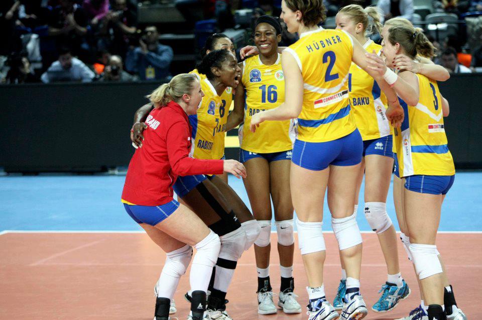 Церемония награждения призеров чемпионата Азербайджана по волейболу - ВИДЕО