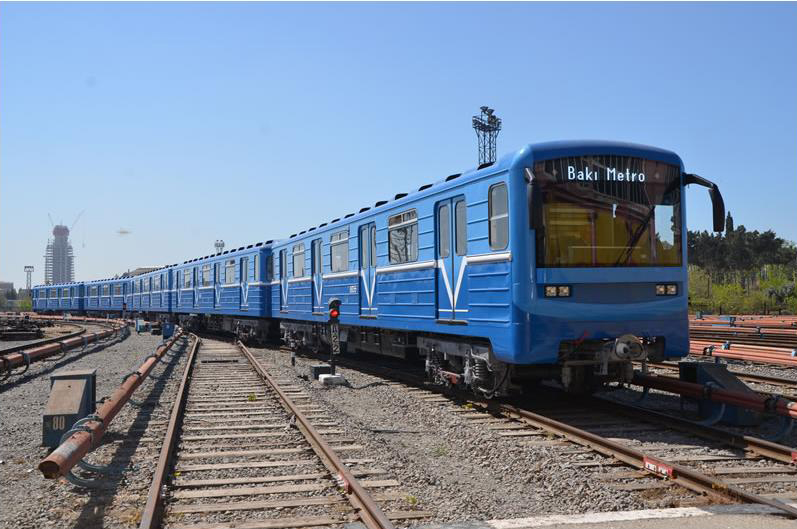 В Баку проводятся испытания модернизированных вагонов метро - ФОТО