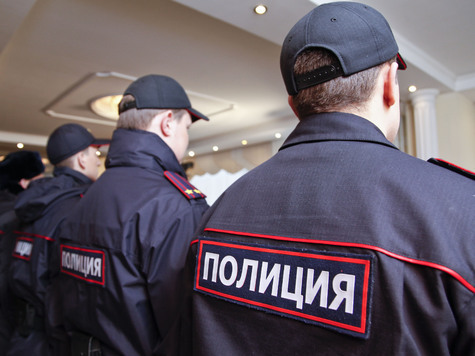 Полиция Москвы расследует конфликт между двумя группами кавказцев около гостиницы «Баку»