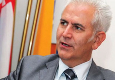 Боснийский парламент призвал арестованного президента уйти в отставку