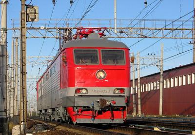 В Баку сбитый электровозом парень потерял обе ноги