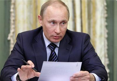 В.Путин подписал законы о гей-пропаганде и чувствах верующих