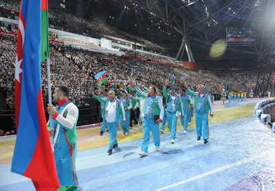 Сборная Азербайджана на церемонии открытия Универсиады в Казани - ФОТО