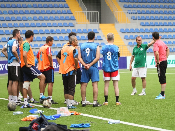 Тренерские курсы под руководством Аслана Керимова и Арифа Асадова – ФОТО