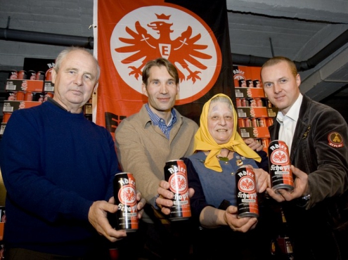 «Айнтрахт» - «Карабах»: только безалкогольное вино и никакого пива