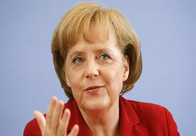 Греции может потребоваться третий пакет помощи - Меркель