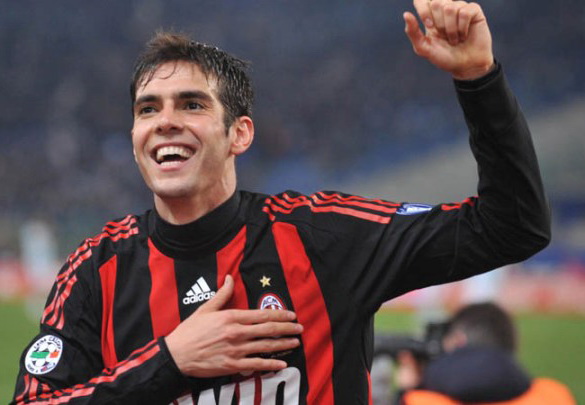 «Милан» официально подтвердил возвращение Кака