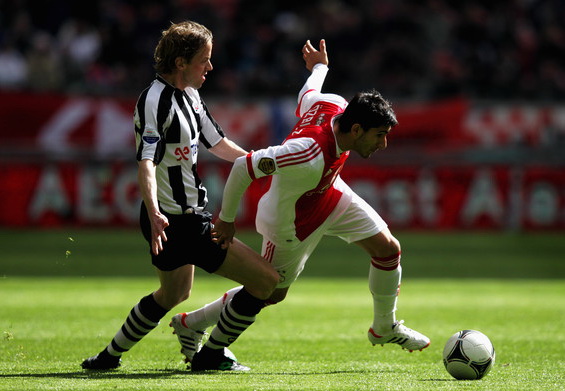 Угловой флажок «подставил подножку» футболисту сборной Армении – ВИДЕО