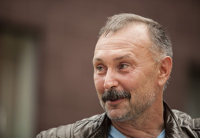 Белорусский тренер: «Азербайджанскому футболисту сломали ногу. На ответный матч явилась чуть ли не вся его семья»