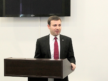 Эльхан Мамедов: «Мы пока не рассматриваем кандидатуры на должность главного тренера сборной Азербайджана»