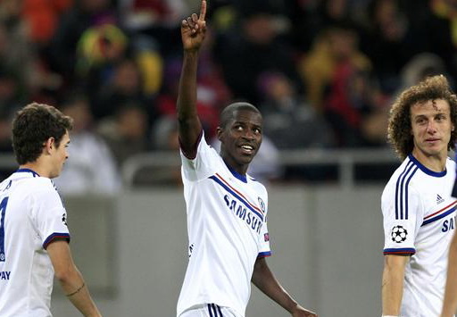 Лига чемпионов:«Шальке» на выезде обыграл «Базель», «Челси» разгромил «Стяуа» - ВИДЕО