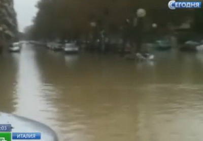 Наводнение в Италии: города тонут вместе с жителями - ВИДЕО