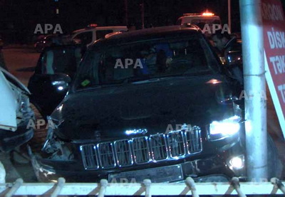 В Баку произошло ДТП с участием нескольких автомобилей