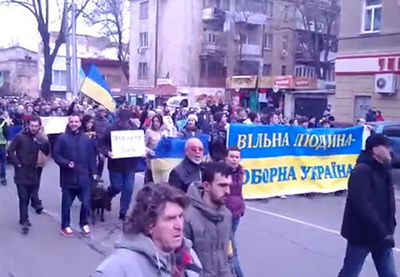 Митингующие ворвались в облсовет Одессы