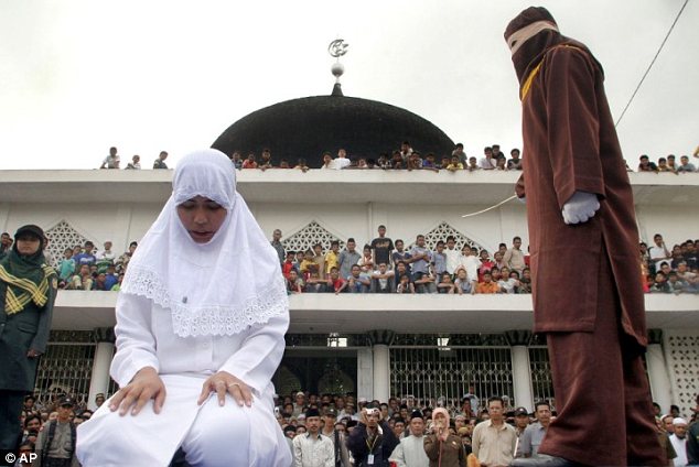 В Индонезии законодательно запретили добрачный секс - Nokta