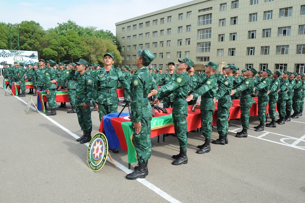 Азербайджанские пограничники принесли присягу - ФОТО