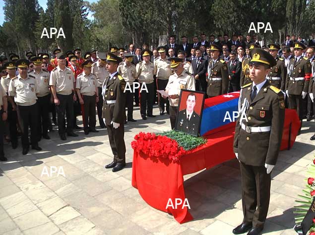 Ставший шехидом офицер ВС Азербайджана похоронен на Аллее Шехидов - ФОТО