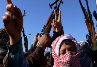 Во втором по величине иракском городе суннитские боевики захватили здание властей провинции