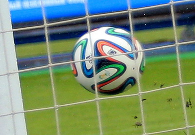 Болельщики украли мяч у сборной Нигерии во время тренировки