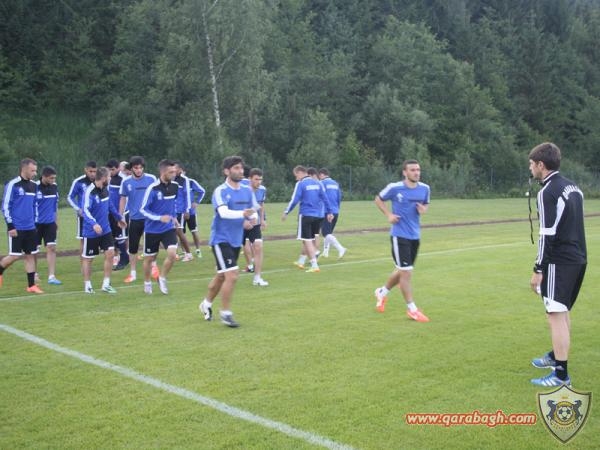 ФК «Карабах» провел первую тренировку в Австрии – ФОТО