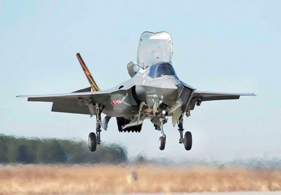 В США оставили в силе запрет на полеты истребителей F-35