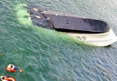 В Индонезии затонуло судно с иностранными туристами