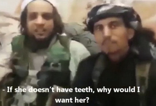 В Интернете появилось шокирующее видео, на котором боевики ИГИЛ покупают женщин-езидок себе в рабыни – ФОТО - ВИДЕО