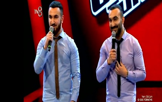 Братья Акперовы с песней Таркана выступили в шоу «O Ses Türkiye» - ВИДЕО