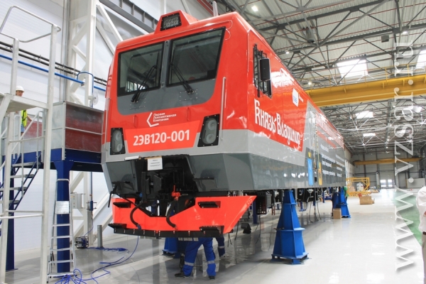 «Энгельсский локомотивный завод» намерен поставлять свою продукцию в Азербайджан - ФОТО