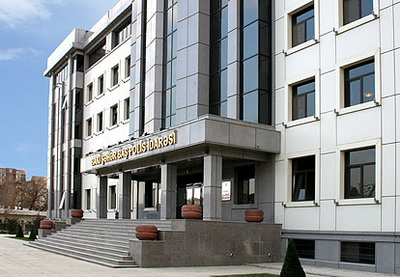 Полиция Баку прокомментировала информацию об автоматчиках на улицах столицы
