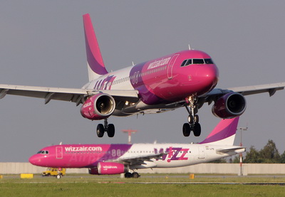 Достигнута договоренность о возобновлении WizzAir авиарейсов из Будапешта в Баку