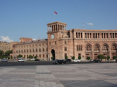 Ermənistanda referendum keçirilir
