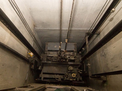  Возбуждено уголовное дело по факту падения девушки в шахту лифта – ОБНОВЛЕНО