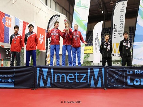 Stolüstü tennisçilərimiz Fransada keçirilmiş turnirdə gümüş medal qazanıblar
