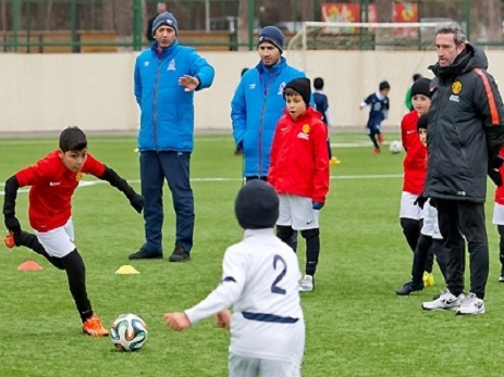 “Mançester Yunayted Futbol Məktəbi”nə növbəti seçim başlayır