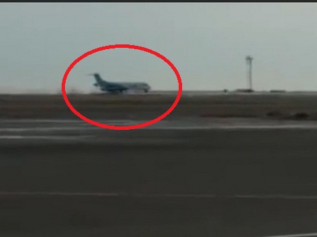 «Мурашки по коже»: опубликовано видео аварийной посадки самолета в Астане - ВИДЕО
