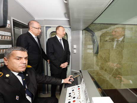 Президент Азербайджана открыл две новые станции Бакинского метрополитена - ФОТО