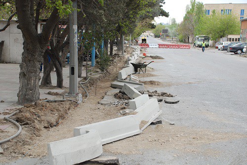 Bakının küçələrindən birində təmir işləri sona çatıb - FOTO